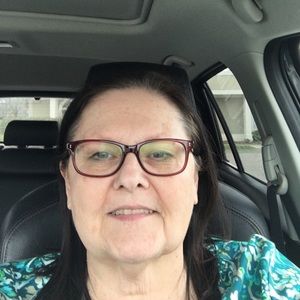 Meet your Posher, Debra